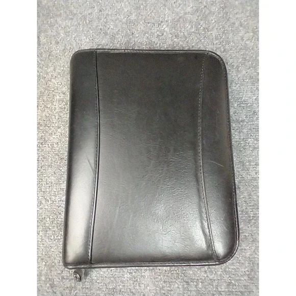 Franklin Covey Planner Compact Black Simulated Leather Zipper Binder