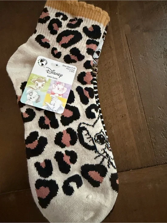 Disney 101 Dalmatians Perdita Animal Print Ankle Socks 2 Pairs Shoe Size 4-10