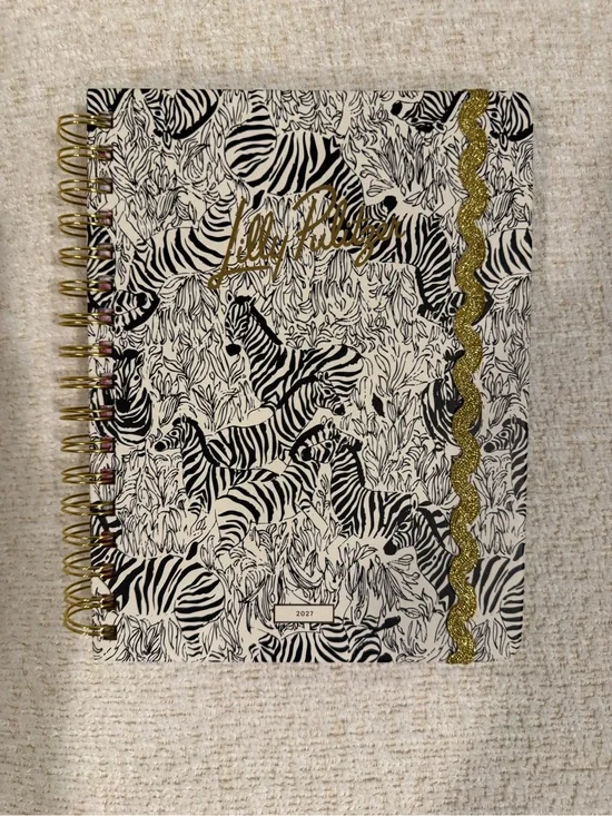 Lilly Pulitzer Black & White Zebra Large Planner Agenda w Gold Accents 2027 NEW