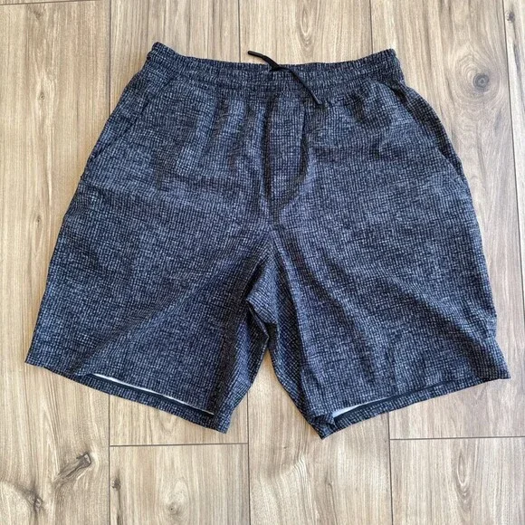 LULULEMON Pace Breaker Linerless Shorts Wire Black Gray Pull On Active Men's L
