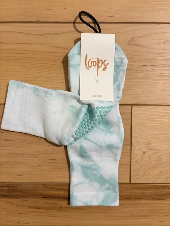 Bundle of Loops Gripper Pilates Socks - One Size
