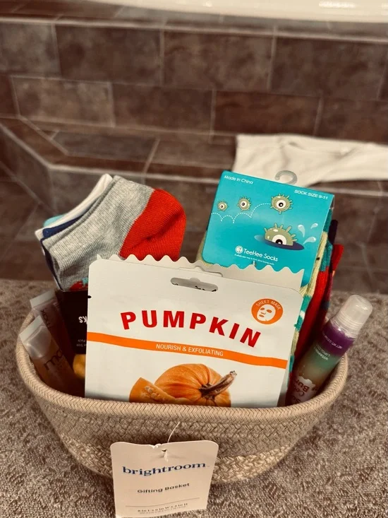 Gift Basket with crew socks and low rise total 10 pairs of Socks