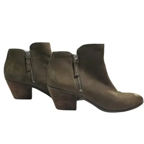 Frye | Judith, Suede Pull on Side Zip Ankle Boots | Size 9