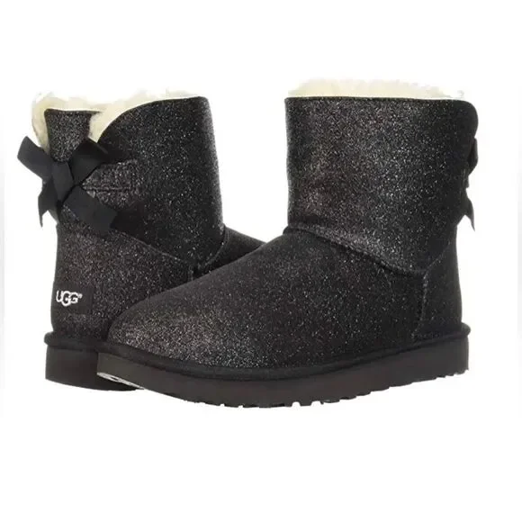 UGG Bailey Bow Black Suede Sheepskin Lined Ankle Boots Women's US Size 8
