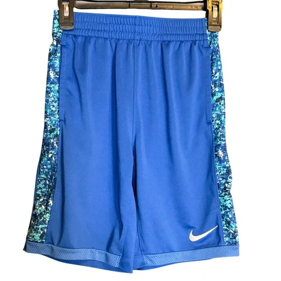 Nike Athletic Shorts Boys‎ Large Blue Good Dri-FIT Digital Camo Side Panels