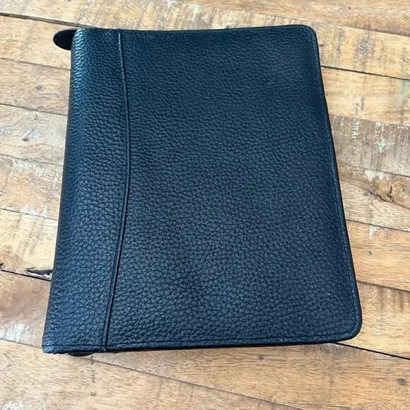 Franklin Covey Zip-Around Planner Black Leather 7-Ring Binder