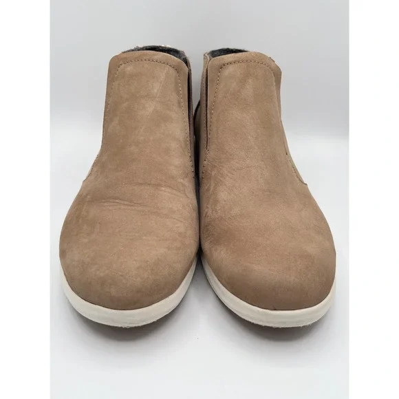 OluKai Hawai'iloa Manu Hope Women Sz 9 Taupe Grey Leather Waterproof Ankle Boots
