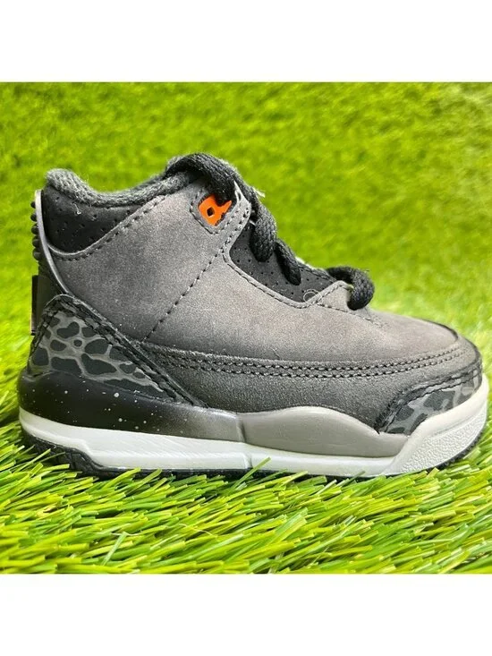 Nike Air Jordan 3 Retro Toddler Size 4C Black Gray White Athletic Shoes Sneakers