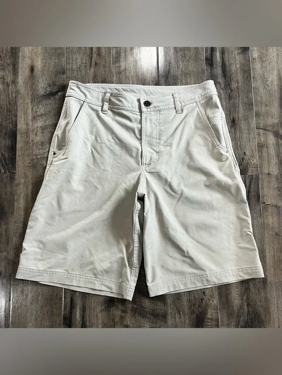 LULULEMON MEN'S CAUSUAL GOLF SHORTS LIGHTWEIGHT STRETCH 11