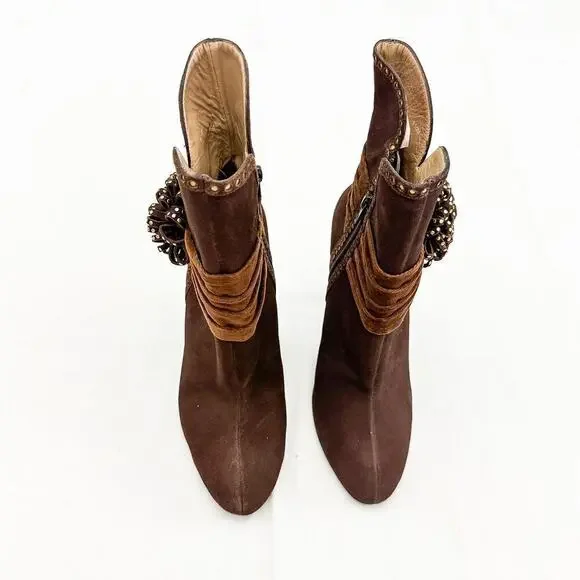 Beverly Feldman Leather Pointy Toe Booties Floral Accent Size 9.5 NWOB