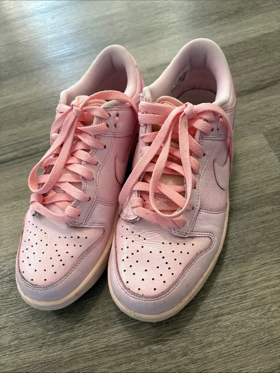 Nike Pink Low-Top Kids Sneakers