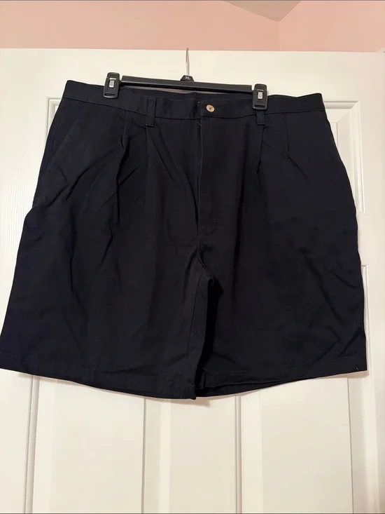Wrangler rugged wear men’s pleated black shorts