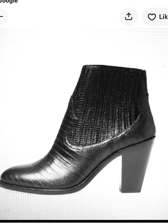 ASH IIona Pull on Heeled leather embossed ankle bootie 39‎