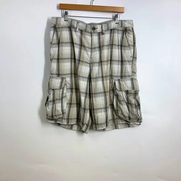 Tommy Bahama Men's Plaid Cargo Shorts Casual‎ Outdoor Summer Size 34