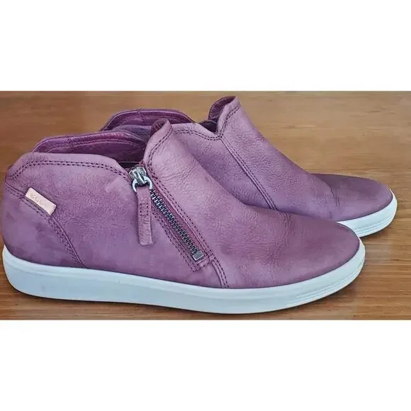 ECCO Soft 7 Low Side-Zip Bootie – Grey Rose Nubuck Leather (US Size 7 / EU 38)
