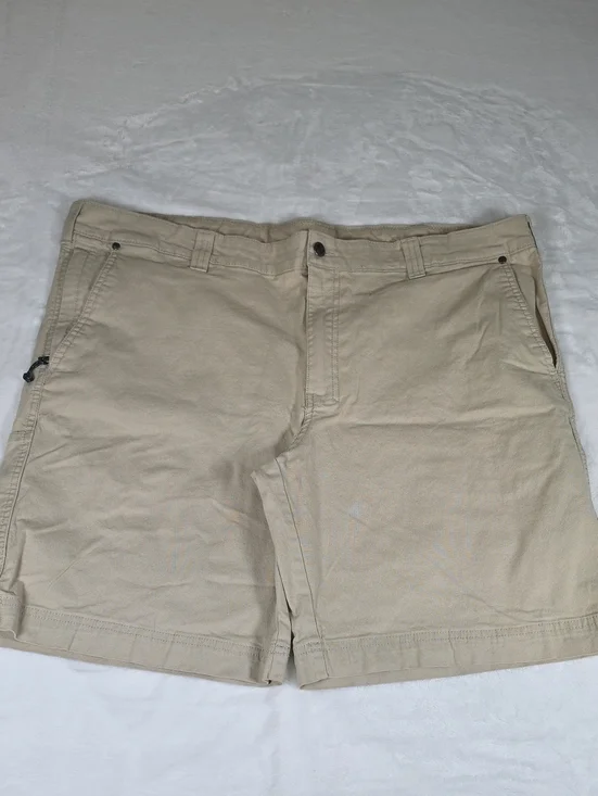 Columbia Men's Khaki Flat Front Shorts Size 42