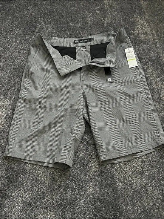 NWT O’Neill Men’s Gray Glen Plaid Leverage Shorts Size 30