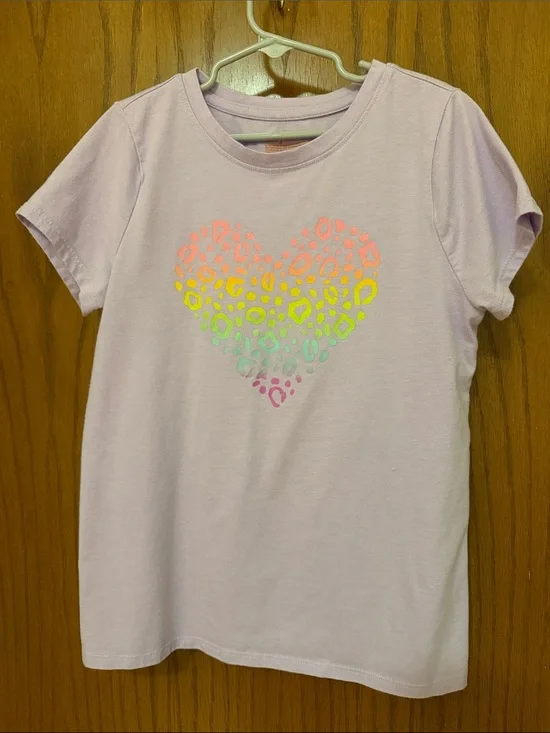 Cat & Jack Lavender Short Sleeve Tee with Neon Heart animal print Graphic