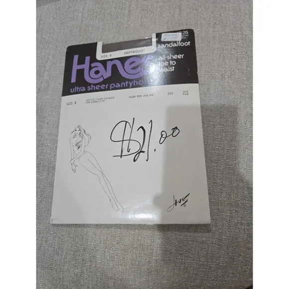 Vintage 1979 Hanes Ultra Sheer Sandalfoot Pantyhose Driftwood Size B Sealed NOS