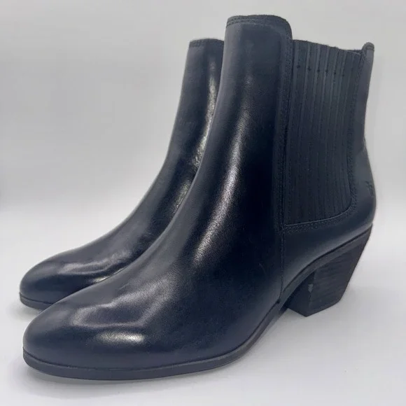 Frye Sandra Boots Women's Size 8.5 Black‎ Leather Bootie