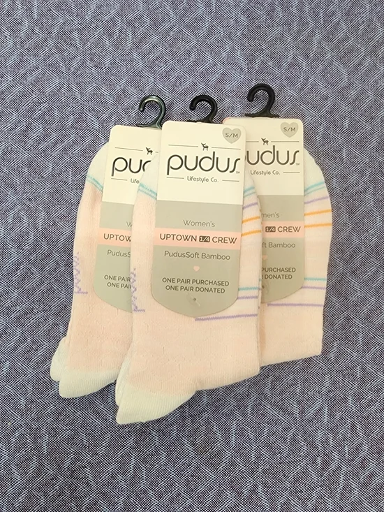 3 Pair Women's Crew Socks Size S/M