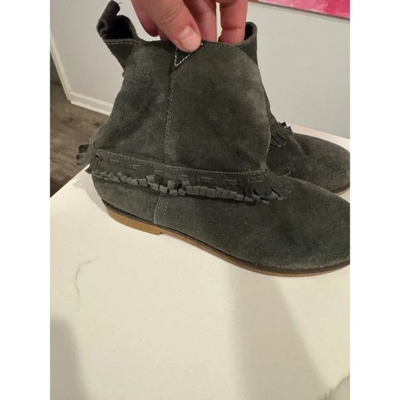 Coolway Gray Suede Fringe‎ Ankle Boots Womens Flat Boho Booties Charcoal 7