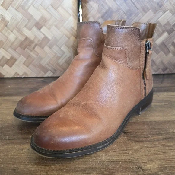 Franco Sarto Boots Women's Size 9M Brown Leather Booties Ankle Worn Halford