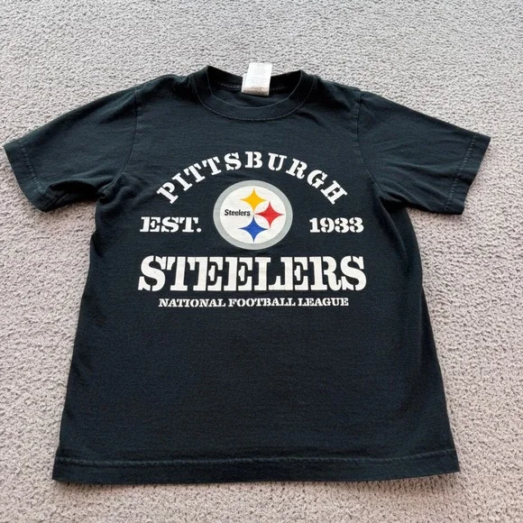 NFL Team Apparel Pittsburgh Steelers Black Graphic T-Shirt Boys Size M 8/10