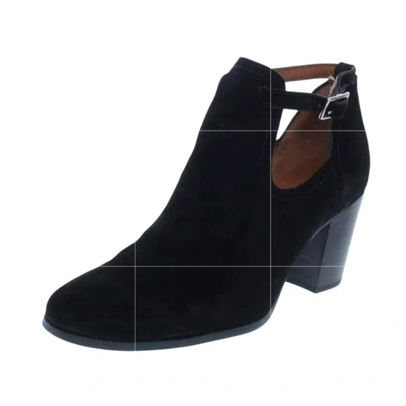 Frye “Meghan” Black Suede Ankle Boot Cutout Shootie Size 8.5