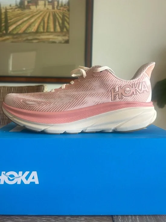 HOKA Clifton 9 Women’s