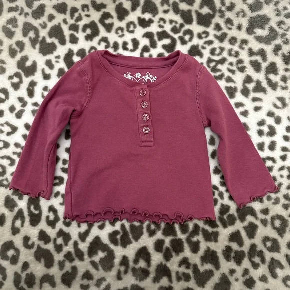 Children’s Place Henley Ling Sleeve Top in Burgundy Maroon Size 6-9 months