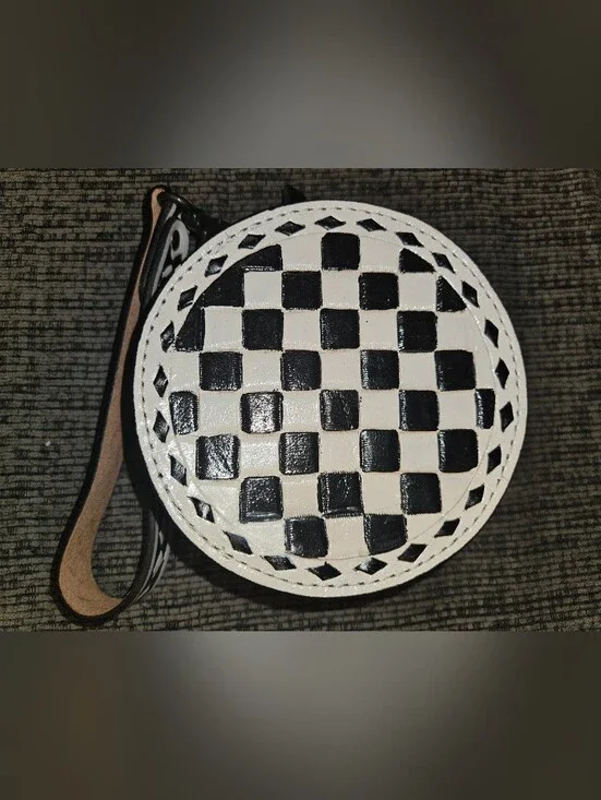 Black and White Checkered Canteen Purse | Circle Wristlet