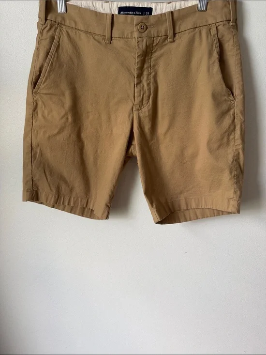 Abercrombie & Fitch Men's Khaki Flat Front Cotton Shorts size 31