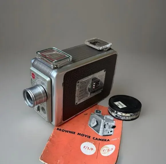 Vintage Kodak Brownie 8mm Movie Camera 13mm f/1.9 Lens 1950s w Manual Reel