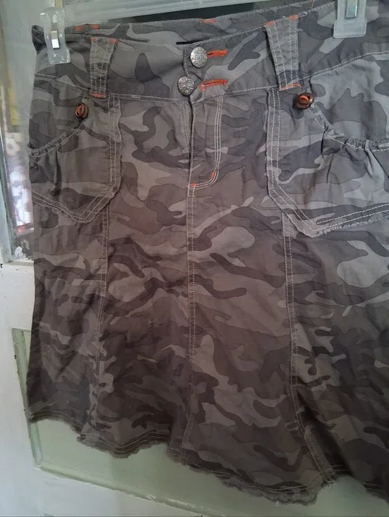 Rewind Men's Gray Camo Cargo Shorts with Utility Pockets
