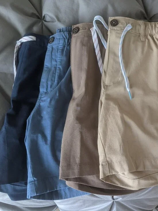 lof of FOUR pairs of Chubbies stretch shorts size S/SMALL w/6
