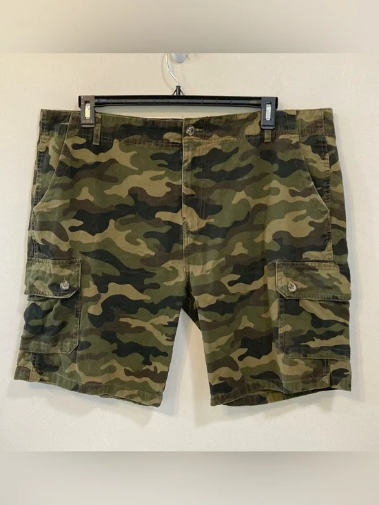 BKC Mens Camouflage Cargo Shorts Sz 42 Cotton 9