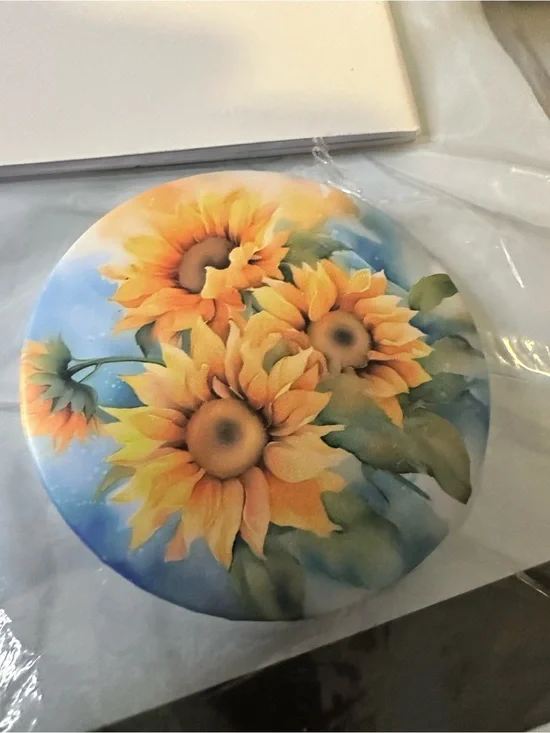 Sunflower Print Round Card Holder - Yellow Floral Design