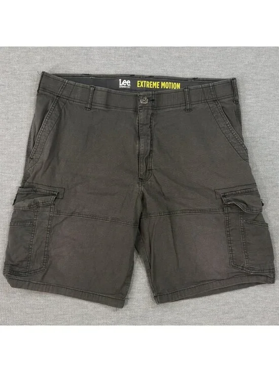 Lee Extreme Motion Swope Cargo Shorts Mens 40 Gray Relaxed Fit Mid Rise Stretch