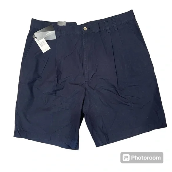 NWT Greg Norman Men’s Black Pleated Golf Shorts Size 38 Cotton