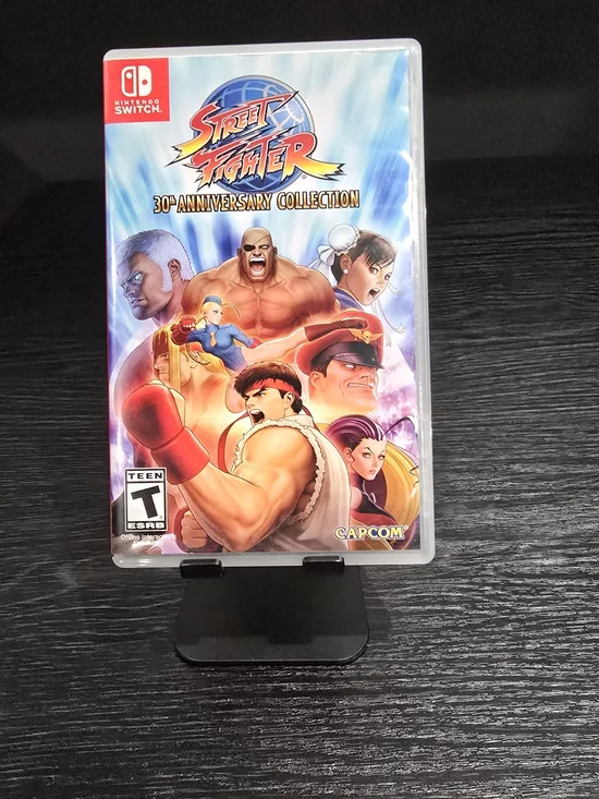 Street Fighter 30th Anniversary Collection for Nintendo Switch - Blue/Red Cover