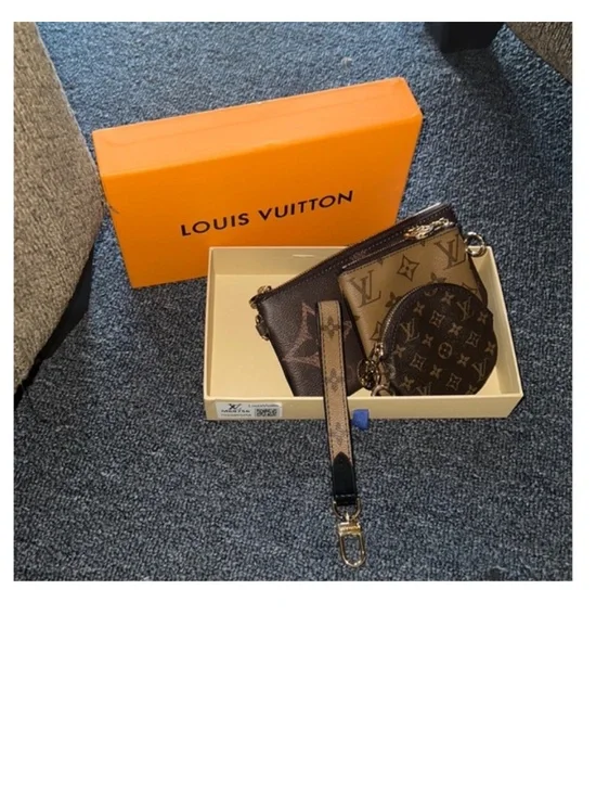 LV Wallet purse
