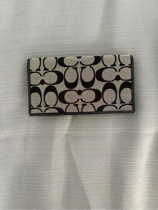Coach Signature Canvas Continental Wallet in Black and Cream