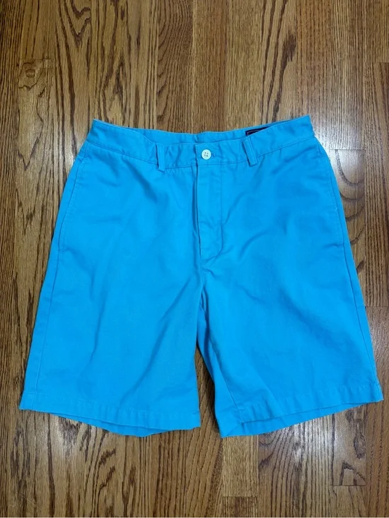 Vineyard Vines 9