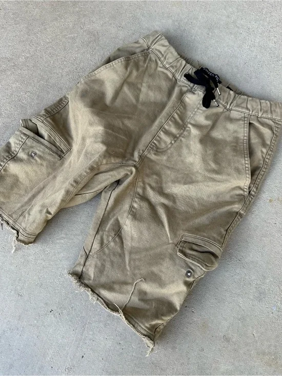 Men's Olive Green Cuffed Cargo brand Shorts with Drawstring size 28 Waist