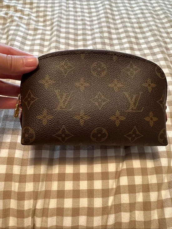 Louis Vuitton Brown Monogram Pouch with Gold-Tone Zip *like new*
