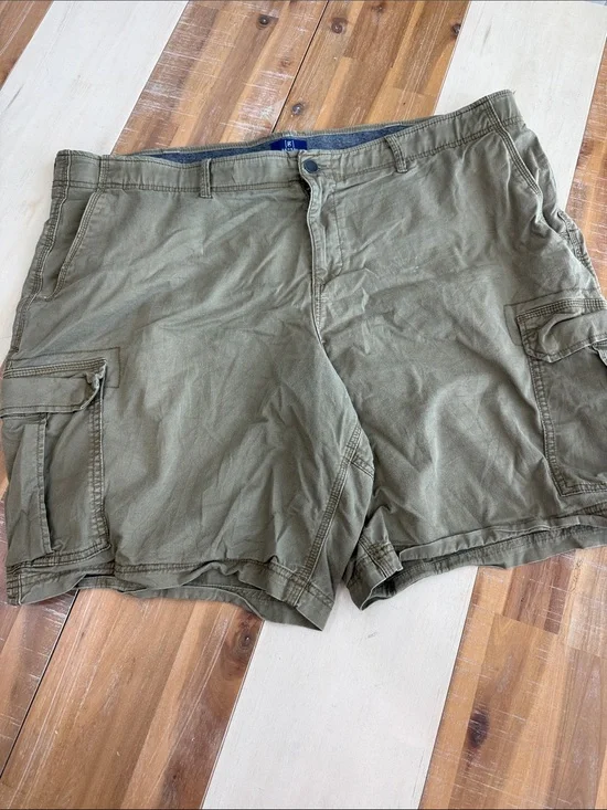 George Olive Cargo Shorts