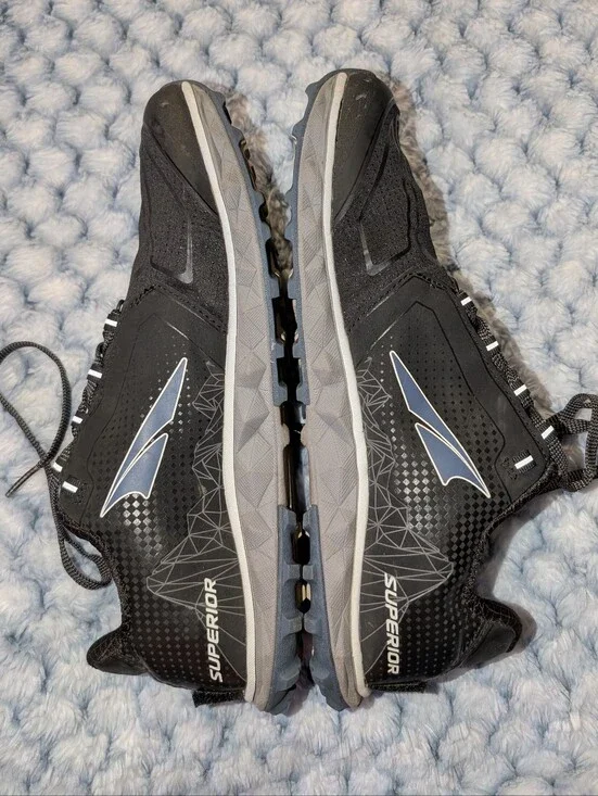 Altra Superior 4 Trail Running Shoes Women’s Size 10.5 Black Grey