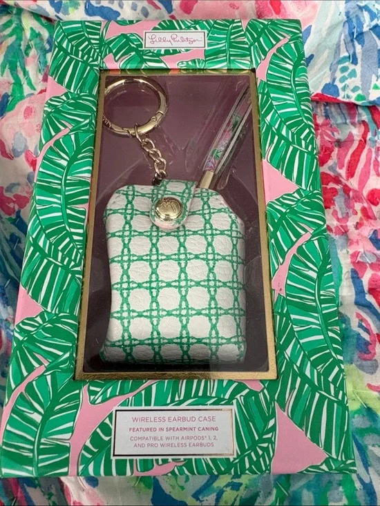 Lilly Pulitzer Green and White Pattern Wireless Earbud Case with Keychain