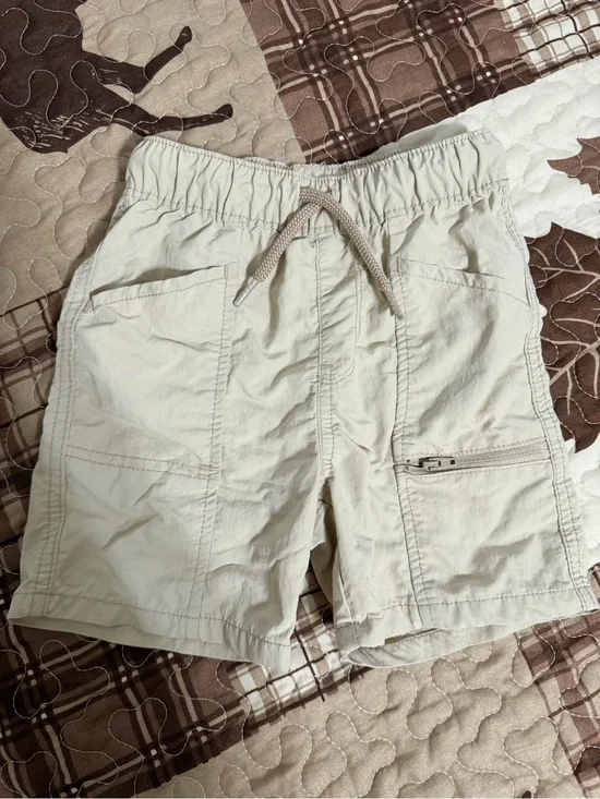The Children's Place Light Beige Cargo Shorts